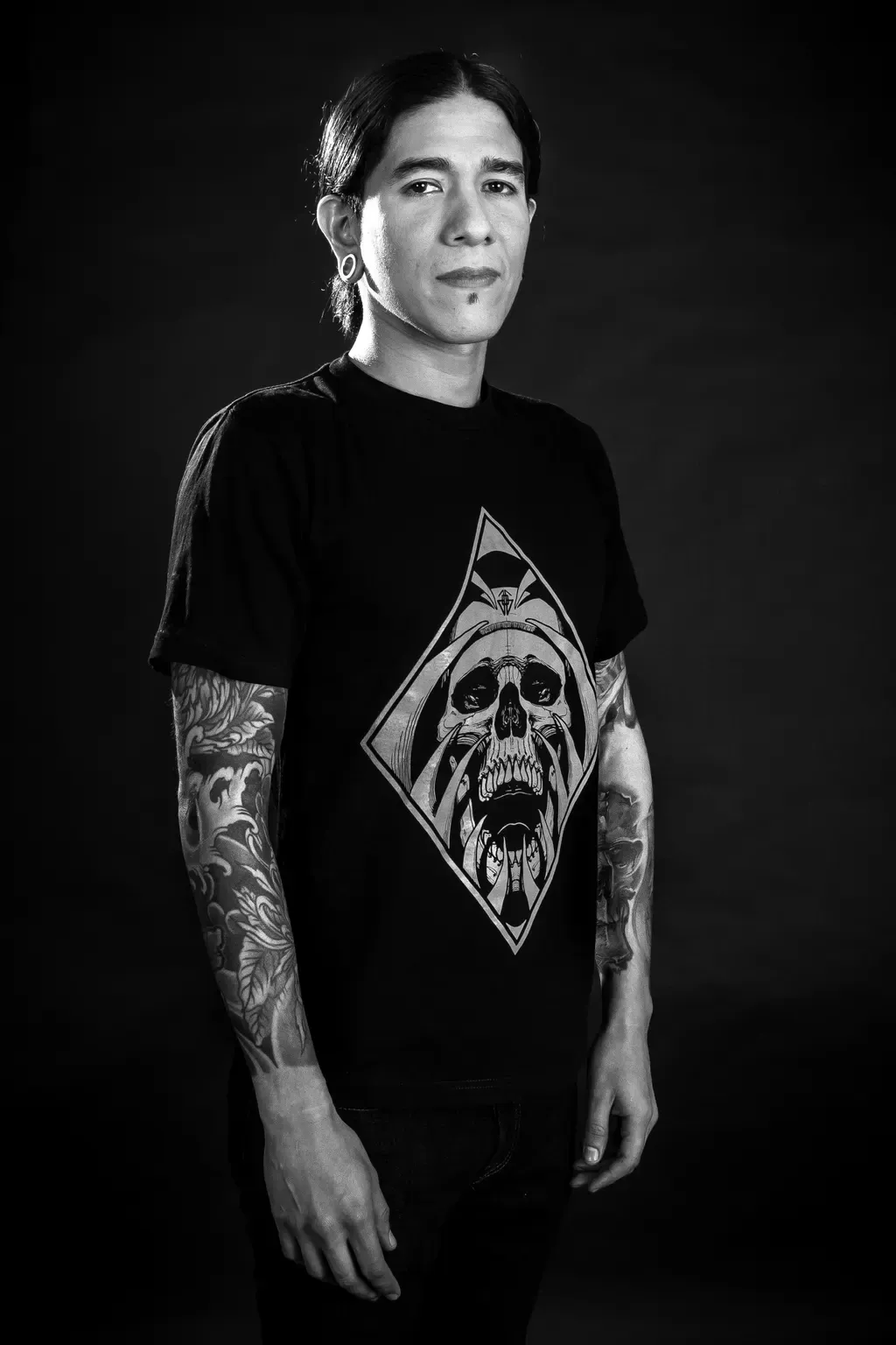 Retrato de Javier Obregón, tatuador de Arrels Tattoo