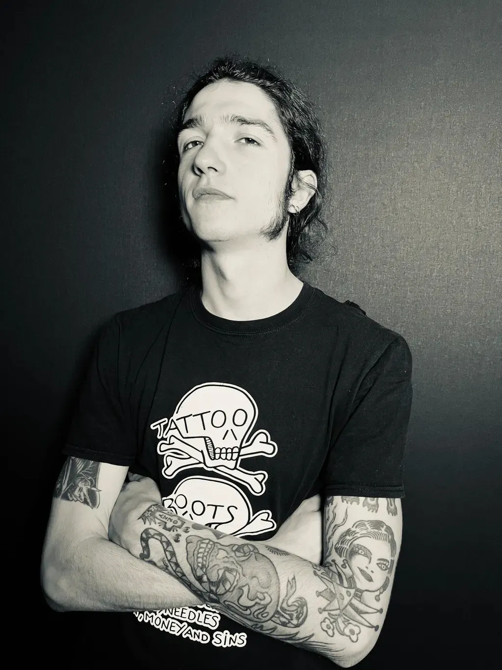 Retrato de Marcel, tatuador de Arrels Tattoo